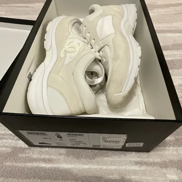 Chanel CC Off White Fabric Sneaker 38.5 - Picture 11 of 13